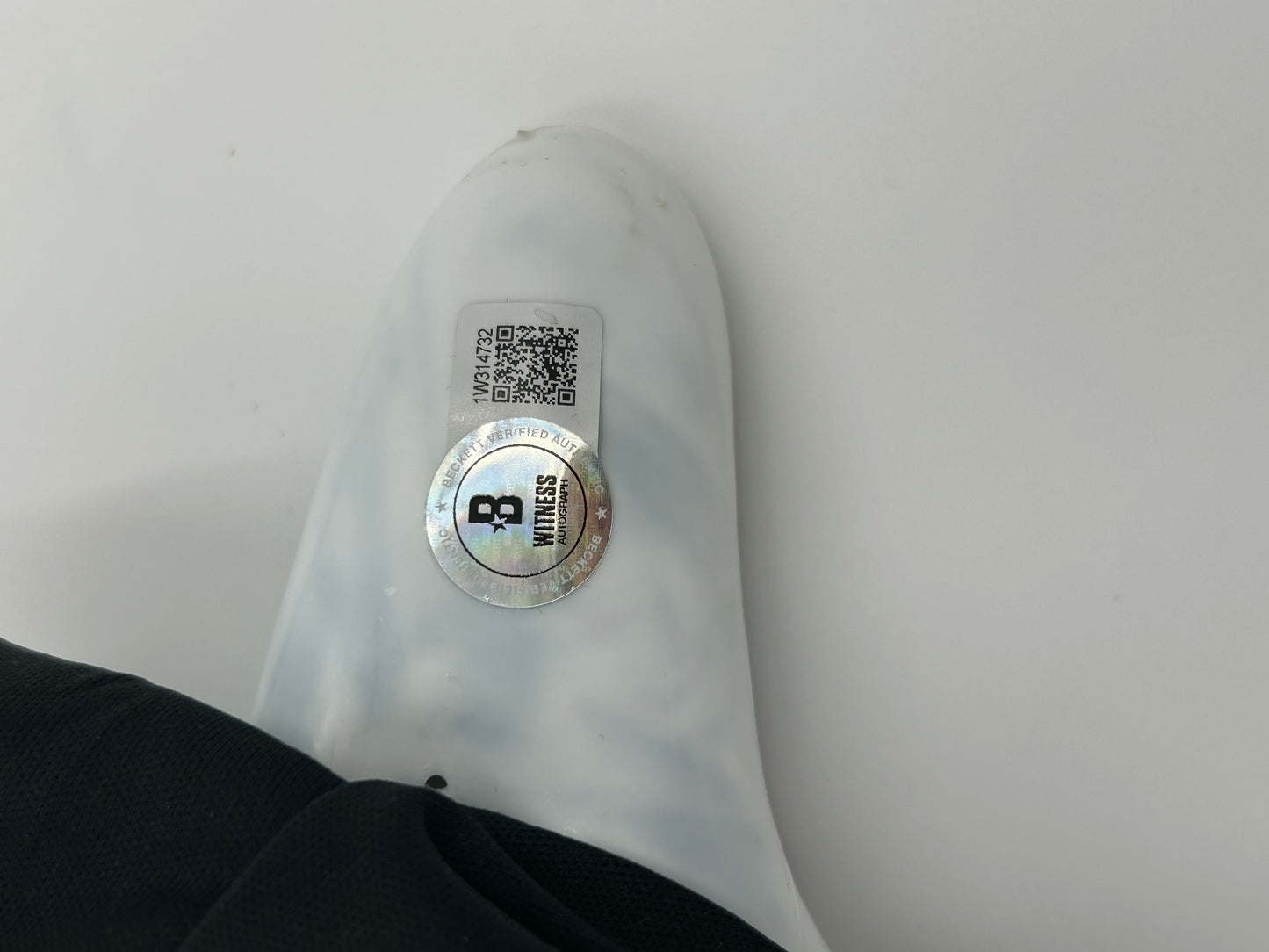 Neve Campbell Signed "SCREAM" Ghostface Mask (Beckett Witnessed)
