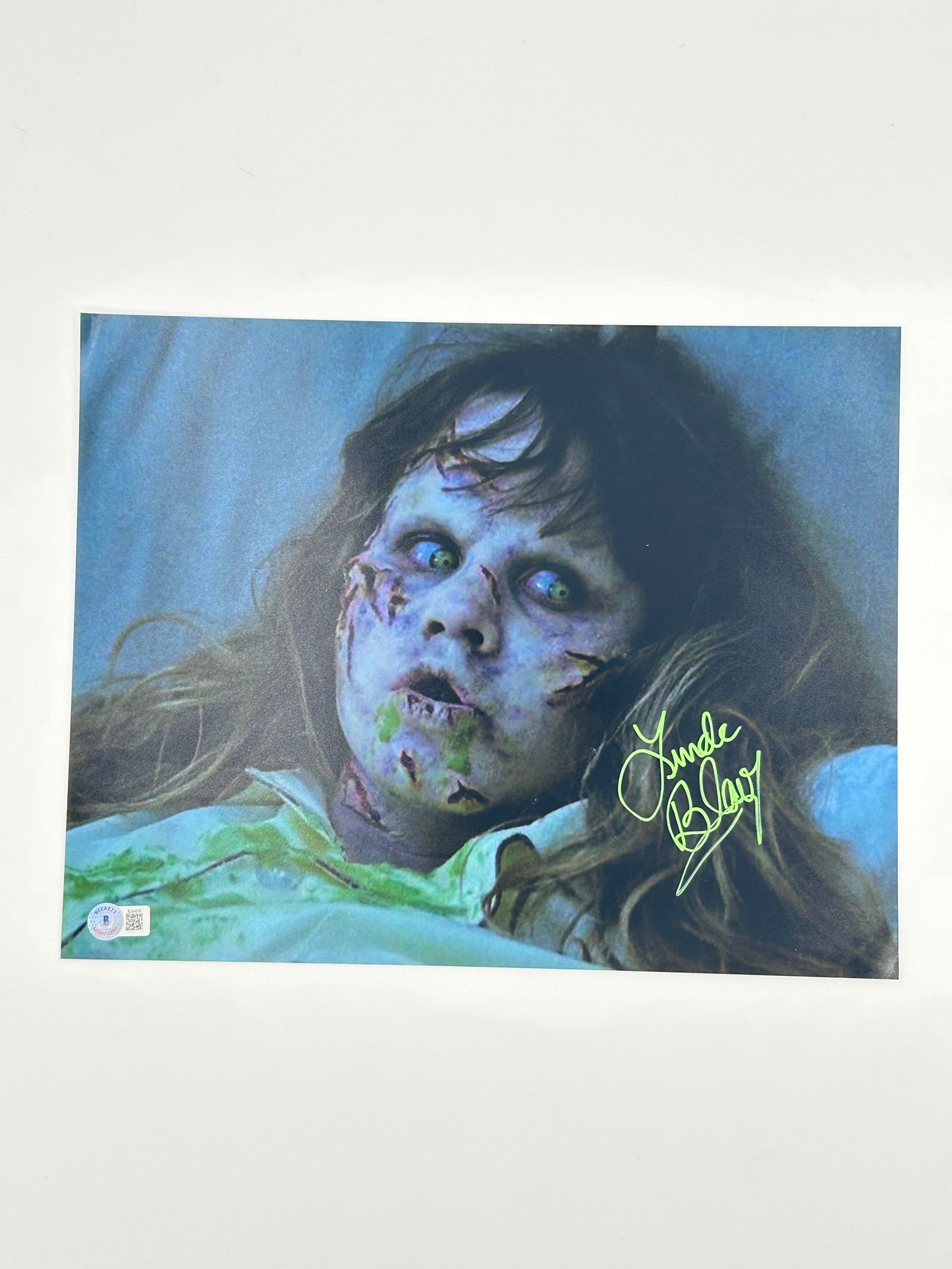 Linda Blair Signed "The Exorcist" 11x14 Photo (Beckett) (See Description)