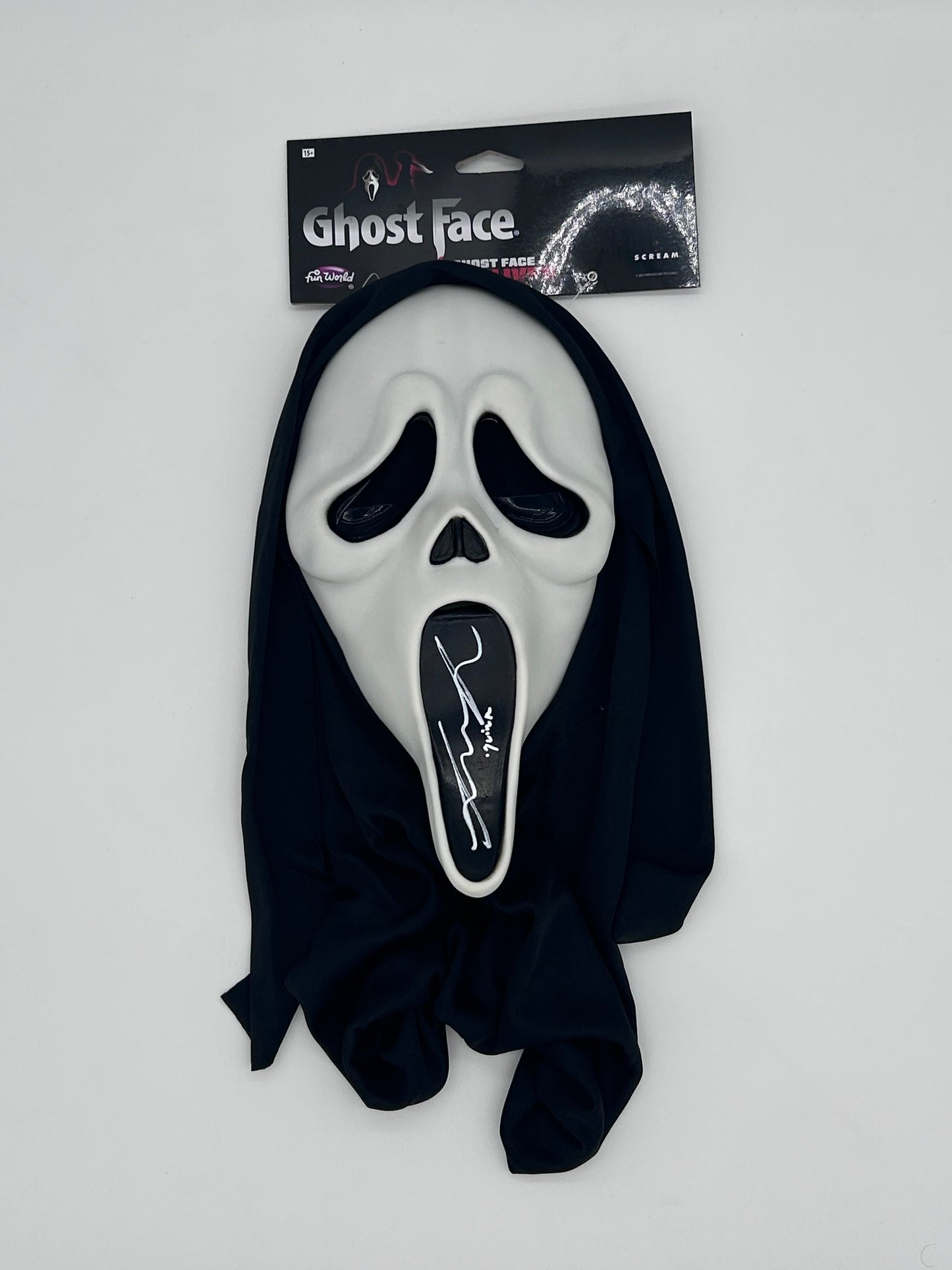 Liana Liberato Signed And Inscribed "Quinn" "Scream" Ghostface Mask (JSA Witnessed)