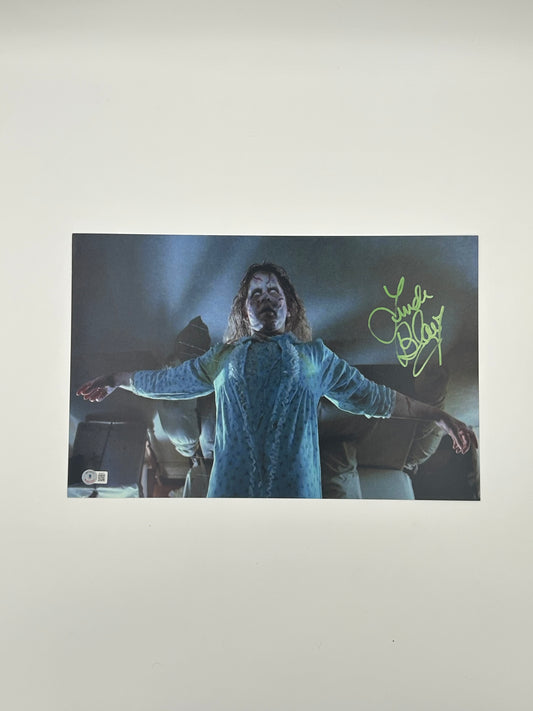 Linda Blair Signed "The Exorcist" 11x17 Photo (Beckett)